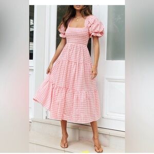 Elegant Pink Checkered Midi Dress